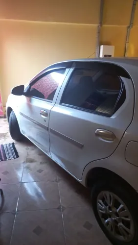 Toyota Etios X 1.3 Flex 16V 5P Mec. 2016