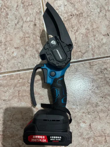 JS Motosserra Elétrica Portátil para Poda de Galhos - Bateria Recarregável