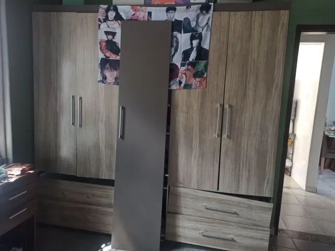Guarda roupa usado