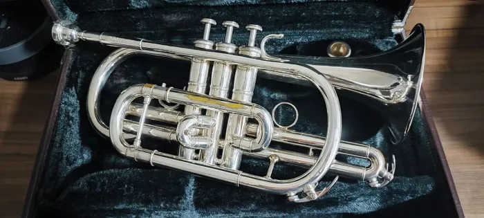 Cornet Yamaha YCR-6335S profissional