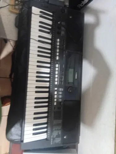 Teclado yamaha PSR E433