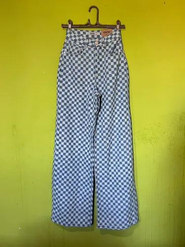 Calça Xadrez Jeans Azul Feminina 32