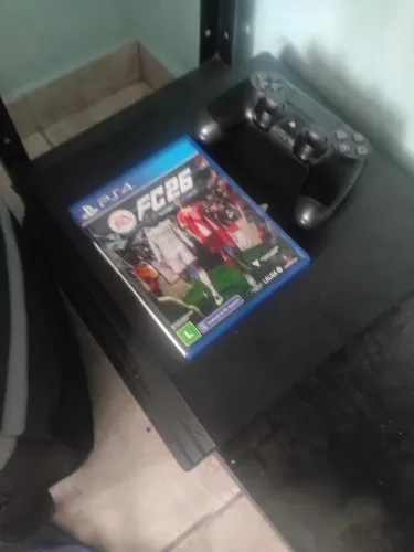 PS4 PRO COM FC 26 E SPIDER MAN