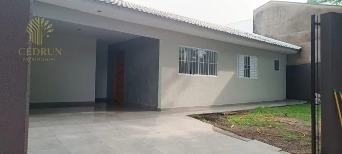 Casa à venda em Maringá, Jardim Itatiaia, com 3 quartos, 94 m², terreno de 220 m²