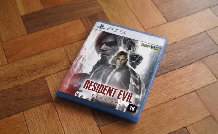 Edição especial de Resident Evil: Requiem para PlayStation 5 com arte de capa exclusiva. M