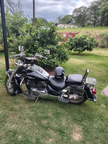 Boulevard C1500 Suzuki ano 2006 preta
