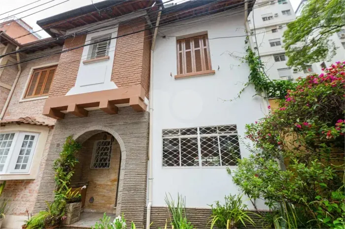 Casa de vila no Jardim America