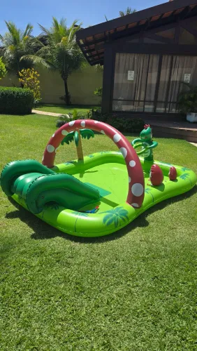 Piscina Inflável 522L dinossauro