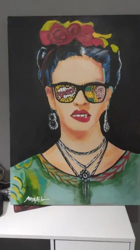 Quadro de Frida kalo bem conservado.
