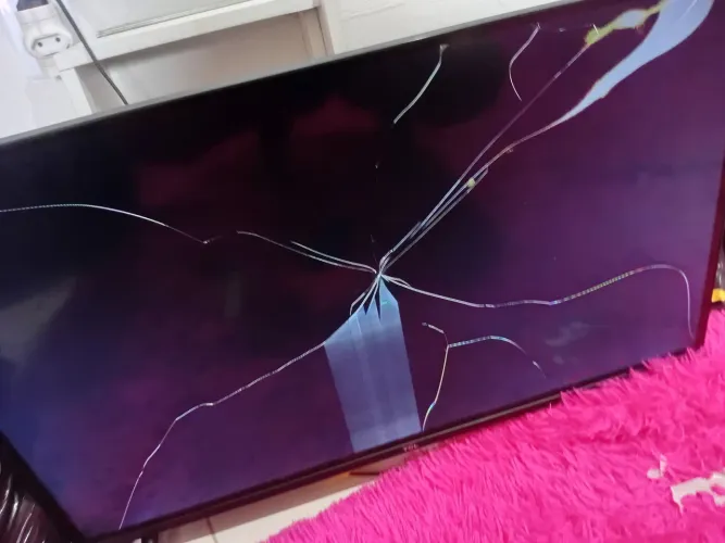 TV pra retirada de peças 