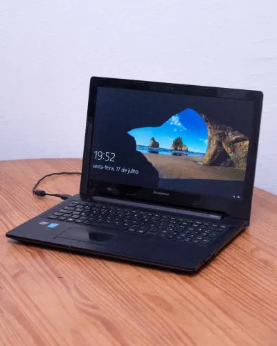 Notebook Lenovo Placa de Vídeo 2gb