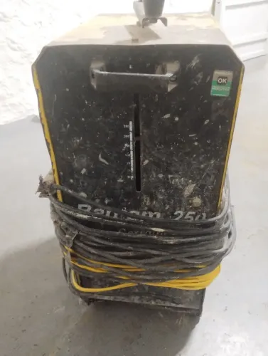 Máquina de Solda ESAB 250A Bivolt (110/220 V)