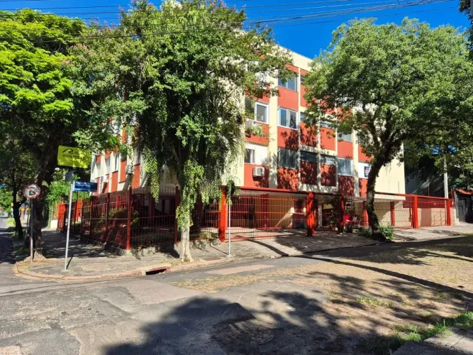 Imóvel para venda possui 75 metros quadrados com 3 quartos em Boa Vista - Porto Alegre - R