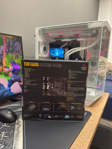 Vende se placa mãe TUF GAMING B550m plus lacrada