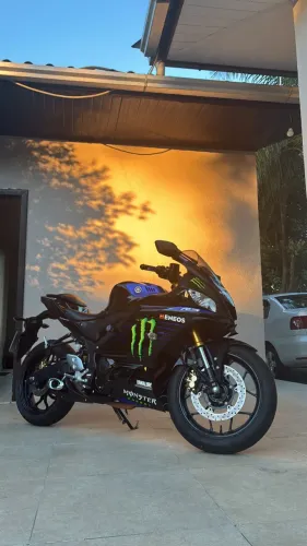 ? YAMAHA R3 MONSTER 2023 ?