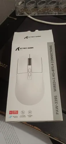 MOUSE GAMER ATTACKSHARK X6 49G NOVO COM NOTA PRETO, COM CAIXA, CABO E BASE DE CARGA.