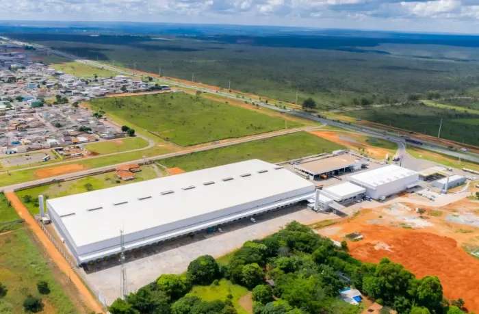Galpão Logístico de 6.000m² para locação em condomínio logístico com , Pé-direito 15m, Doc
