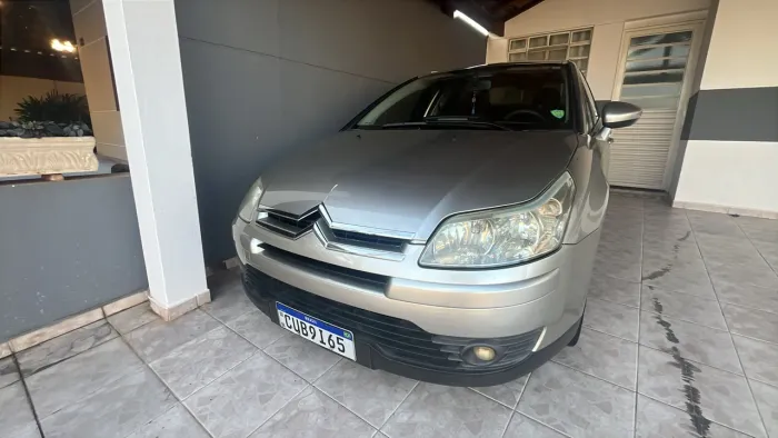 Citroen C4 Pallas GLX 2.0/2.0 Flex 16V Mec. 2011