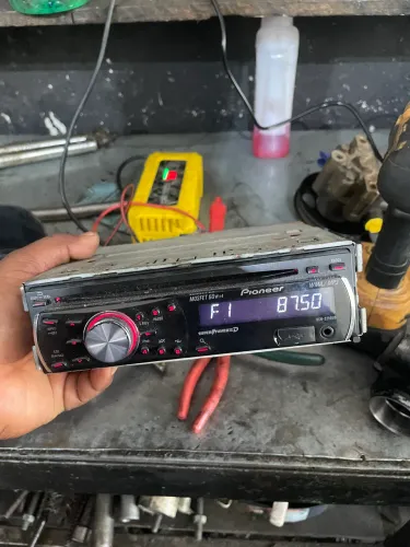 Rádio pioneer DEH-2250UB