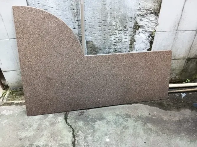 Tampão de Mesa em Mármore.