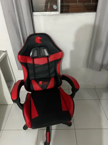Cadeira gamer vende-se