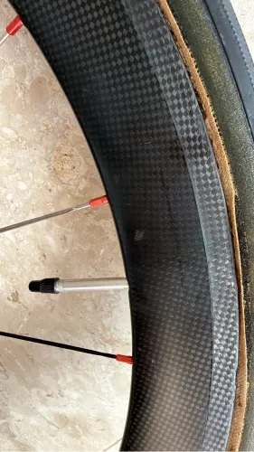 Roda de carbono Tubolar