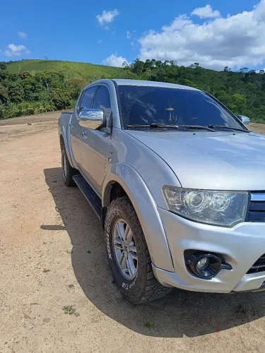 Mitsubishi L200 Triton HPE 3.2 CD TB Int.diesel AUT 2015