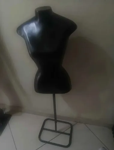Manequim feminino