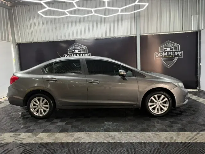 Honda Civic Sedan LXR 2.0 Flexone 16V Aut. 4P 2014