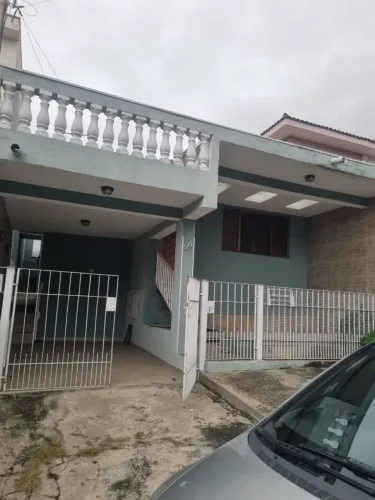 Portão de frente de casa de 8 metros