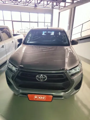 Toyota Hilux CD SR 4X4 2.8 TDI Diesel Aut. 2024