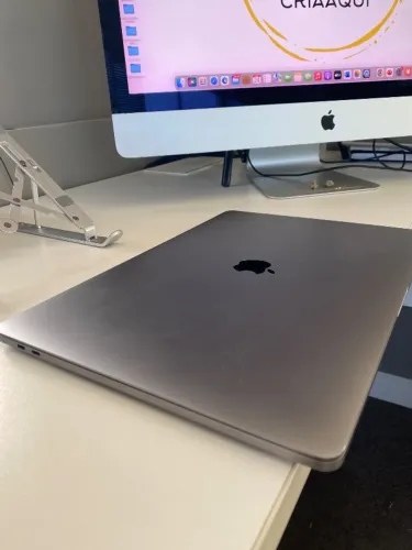 MacBook Pró Barbada 32g RAM 1T de memória, 8 núcleos, 2 placa de vídeo 4g
