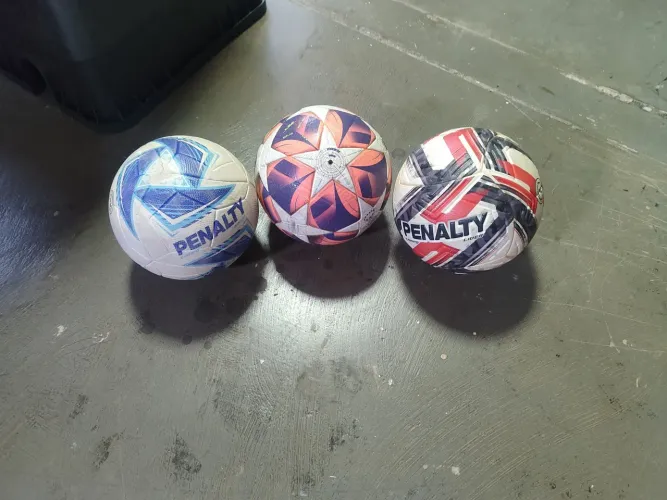 3 bolas de society por 150