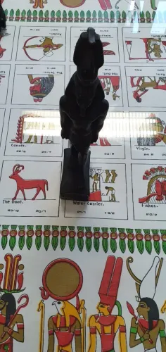 Escultura Egípcia Faraó