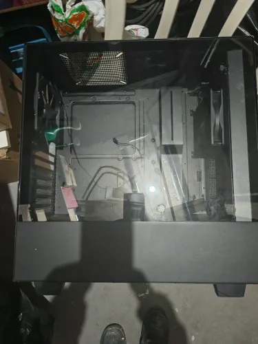 Gabinete de NZXT H3 FLOW