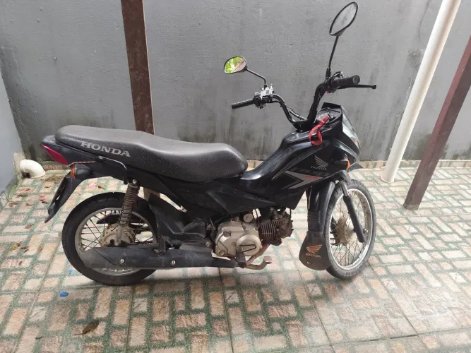 Honda pop 2025, pneus e painel novos