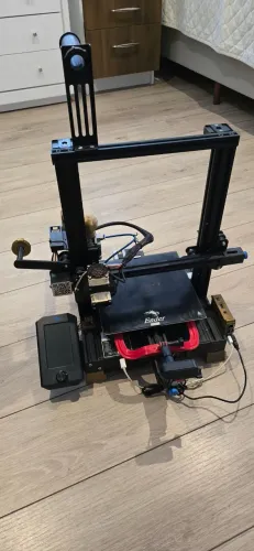 Impressora 3D Ender 3 V2 Modificada com Upgrades - OctoPi, Câmera e Coolers Noctua