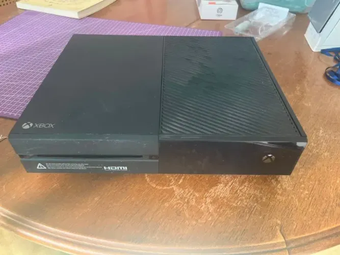 Xbox One Fat 1TB com defeito do ? Plim ?