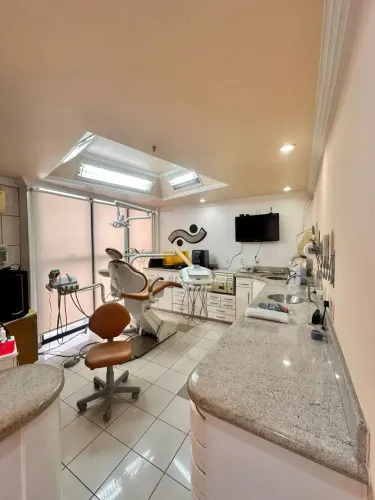 Vendo Consultório Odontológico Montado