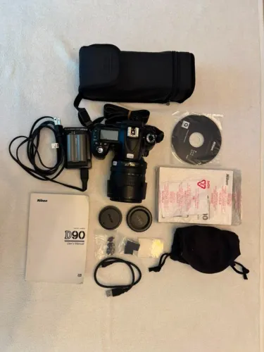 NIKON D90 + LENTE 18-105mm VR + FLASH SPEEDLIGHT SB-900 - KIT PROFISSIONAL COMPLETO