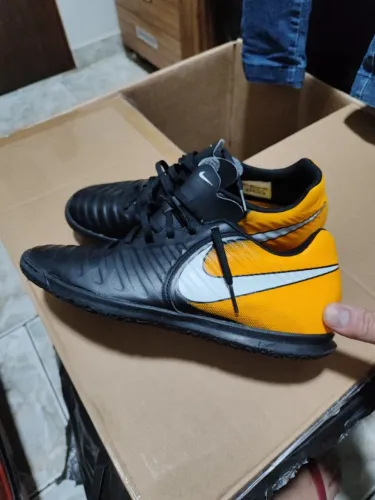 Chuteira Nike TiempoX Futsal - 40, como nova, Ótima oportunidade