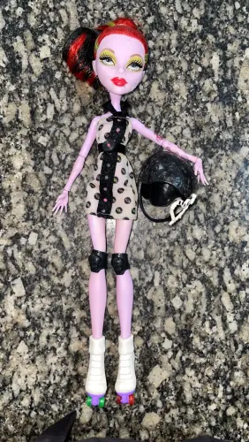 Boneca monsther High Operetta