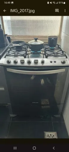 Fogão Electrolux 5 Bocas Inox com Tripla Chama e Acendimento Automático -
