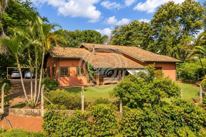 Sítio produtor de café com 48.700 m² à venda em Morungaba-SP
