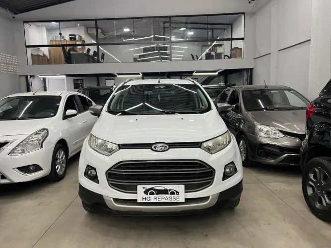 Ford Ecosport Freestyle 1.6 16V Flex 5P 2014