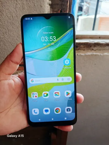 Celular moto13