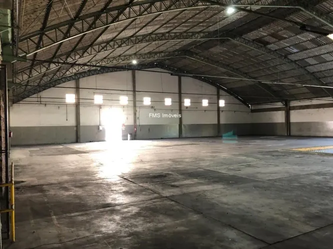 Galpão Industrial de Alto Padrão para Locação em Jacareí-SP com 1.263,03 m²!