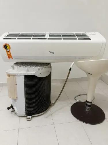 Ar-Condicionado Split Midea 18.000 BTUs - 220V