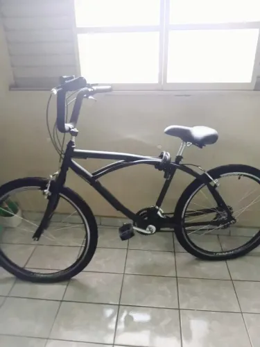 Bicicleta nova, usada apenas 2 vezes.