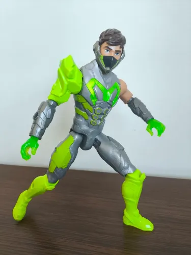 Loja Mundo - Max Steel action figure boneco 29cm colecionavel maxsteel brinquedo verde